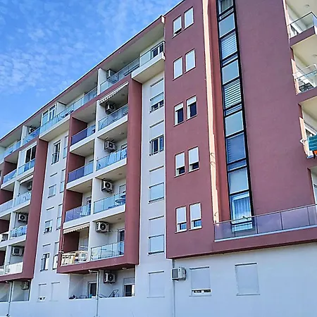 Renta * ポドゴリツァ